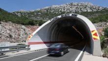 Gužve prema moru i nakon Gospe: Usporavanja na naplatnim postajama i kod tunela