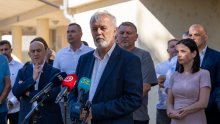 Članovi vladajuće koalicije: HDZ stoji iza Gospića