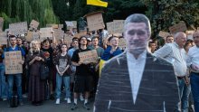 Prosvjednici okrenuli leđa Fedorovu: 'Nisam izašao na ulicu zbog tvojih političkih ambicija!'
