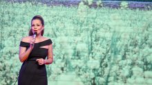 U 53. godini ne skriva samopouzdanje: Sandra Bagarić odbacila gornji dio bikinija i pozirala u toplesu