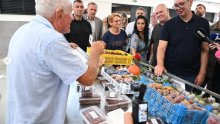 Djed Slavko se izderao na Vučića: 'Riješit ćemo, ali da mi ne dolaziš više'