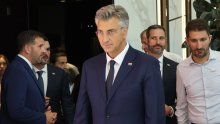 Kratke hlače i tenisice: Ne pamtimo kad smo Andreja Plenkovića vidjeli u ovakvom izdanju