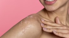 Koža vam se ljušti nakon sunčanja? Dermatolozi upozoravaju na jednu stvar koju nikako ne treba raditi