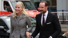 Princ Haakon i Mette-Marit povodom 25. godišnjice braka otvorili privatni album iz mladosti