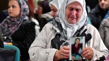 U Srebrenici je ostala bez dva sina: 'Neka smo dočekali da 'krepa' za naših života'