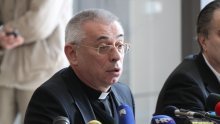 'Bog nam šalje poniženje da bi nas vratio na pravi put'