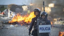 Prosvjednici zapalili migrantski kamp u Španjolskoj: Traže da se migranti vrate u Maroko