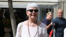 Jadranka Kosor u opuštenom ljetnom izdanju prošetala Zagrebom, pažnju 'ukrale' neobične tenisice