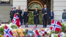 Pustili ga iz pritvora s nanogicom: Sin nove kraljice hodao uz lijes norveškog monarha, osuđen je za silovanje