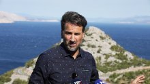 Miletić traži hitnu sanaciju kod Senja: 'Tu je dovedeno gotovo 3000 tona opasnog otpada'