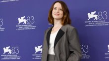 Bermude nikad nisu izgledale ovako elegantno: Claire Foy servirala odličan look u Veneciji