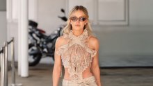 Sydney Sweeney ponovno šokirala internet: Potpuno se razodjenula za reklamu, pogledajte video!