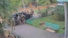 VIDEO Potpuni kaos u Kijevu: Ukrajinski obavještajci pucali jedni na druge, Zelenski pobjesnio