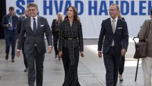 Danska kraljica zna kako oživjeti stari komad odjeće: Kombinira bluzu staru deset godina