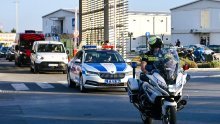 FOTO, VIDEO Stotine Mladićevih simpatizera ispratilo njegovo tijelo kroz Beograd