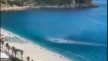 VIDEO Kaos na plaži: Sunčan dan pretvorio se u panično bježanje
