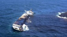 Četiri rakete pogodile iranski tanker kod ključnog otoka: 'Raznosimo ga u komadiće'