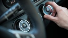 Loše vijesti za vlasnike starijih automobila: Održavanje odlukom EU postaje znatno skuplje