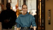 Koža od glave do pete: Celine Dion u Parizu demonstrirala kako nositi najodvažniji jesenski trend