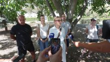 Tomašević na Borovju otvorio vrtić, dočekali ga prosvjednici: Ovo je bomba veća od Gospića