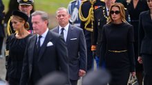 Privukla je sve poglede: Rania zadivila profinjenim izdanjem bez ijednog suvišnog detalja