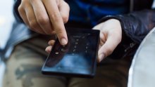 Ovaj virus može vam preuzeti mobitel i ukrasti bankovne podatke, a ima i nevjerojatan trik