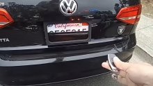 Policajci su primijetili da mu je registracija misteriozno nestala: Kad su ga zaustavili, otkrili su genijalan trik