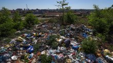 FOTO/VIDEO Pogledajte kako izgleda veliki ilegalni deponij nadomak okretišta Črnomerec