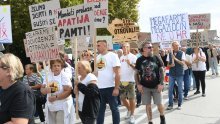 FOTO U Ludbregu građani prosvjedovali zbog megafarme pilića: 'U pitanju su ljudski životi'
