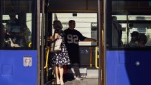 Kreće isplata državne pomoći u Srbiji: 1,7 milijuna građana čeka po 6.000 dinara