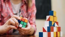 Šestogodišnjakinja dvaput u tri dana oborila ženski svjetski rekord u rješavanju Rubikove kocke