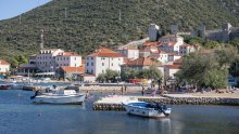 Stiglo upozorenje: Na plaži u Stonu more onečišćeno fekalijama