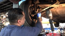 Poznati mehaničar kune se u ovaj stari rabljeni auto: 'Može trajati zauvijek' - jedan je prešao 734.000 km