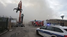 FOTO/VIDEO Stigle prve fotografije požara na Kukuljanovu: Vatra ugašena, ali opasnost još nije prošla