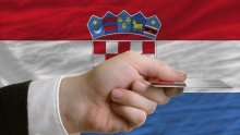 Najzaduženije tvrtke su iz Zagreba, slijede Split i okolica