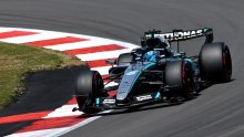 George Russell na ulicama Bakua starta prvi, Kimi Antonelli opet doživio sudar