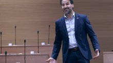 Miletić rezao lokote, sad pokreće peticiju za slobodne plaže: 'Pozivam Turudića...'