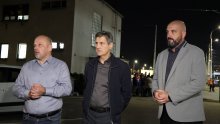 Šef sindikata Jović pojavio se ispred Remize: 'Tomašević je postao uzrok problema'
