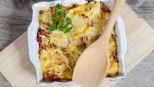 Topljeni sir, hrskava slanina i vino: Isprobajte recept za tartiflette, najukusnije utješno jelo sezone