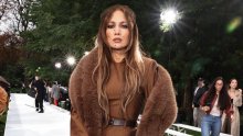 Jennifer Lopez u hit jesenskoj nijansi od glave do pete, no ovaj detalj ukrao je sve poglede