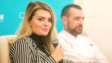 'Osjećam se kao Harry Potter': Ella Dvornik pokazala čime ju je iznenadio tajnoviti 'Meštar'