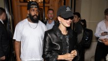 Neočekivani detalj začinio je genijalan look Hailey Bieber: Ovaj trend sve češće viđamo