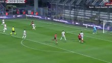 Ovo je nemoguće za objasniti! Pogledajte što radi Baturina kod četvrtog gola Engleza