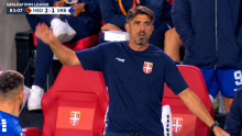 Pogledajte kako je srpski izbornik izgubio živce. Bacio je jaknu i sočno opsovao suca