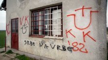 Porukama 'Srbe na vrbe' išarali zidove nogometnog kluba