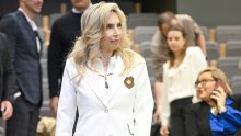 Američka veleposlanica u Zagrebu odabrala modni klasik s pomakom: Sako je glavna zvijezda