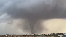 VIDEO Stravične scene sa Sicilije: Tornado bacao automobile u zrak, ozlijeđena djeca