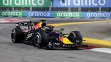 Totalni kaos u sprintu: Verstappen slavio, Russell se razbio, katastrofa McLarena