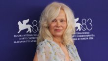 Pamela Anderson od zapuštenog imanja stvorila raskošan vrt: Danas plodove svojeg rada dijeli s drugima