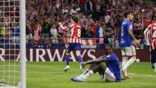 Izjava Unitedova braniča odjeknut će Manchesterom; sasuo je paljbu po upravi kluba